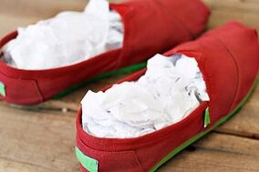 Secar zapatos para previr infeccións por fungos